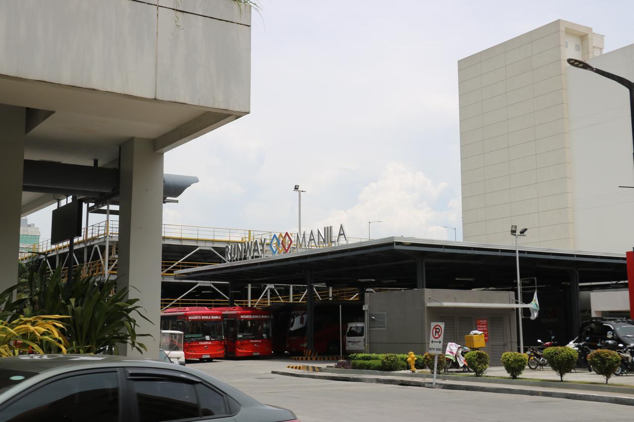 One Palm Tree Villas Manila Exteriér fotografie